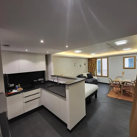 Lejlighedshotel Mademoiselle Josephine 3*