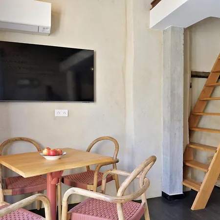 Apartmanhotel Mademoiselle Josephine 3*