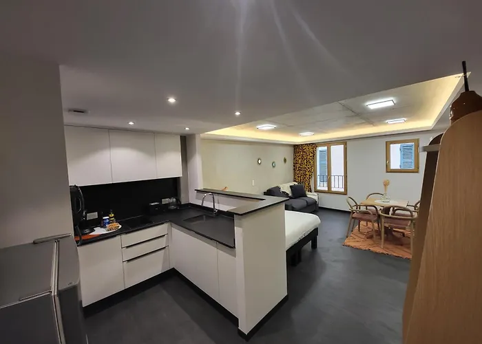 Aparthotel Mademoiselle Josephine 3*