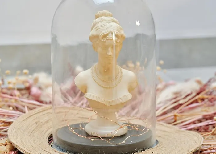 Résidence Mademoiselle Joséphine Apartahotel 3*